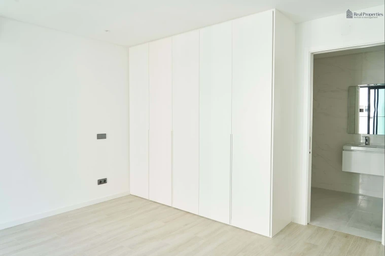 Apartamento T2 para Venda em Quarteira Foto 11