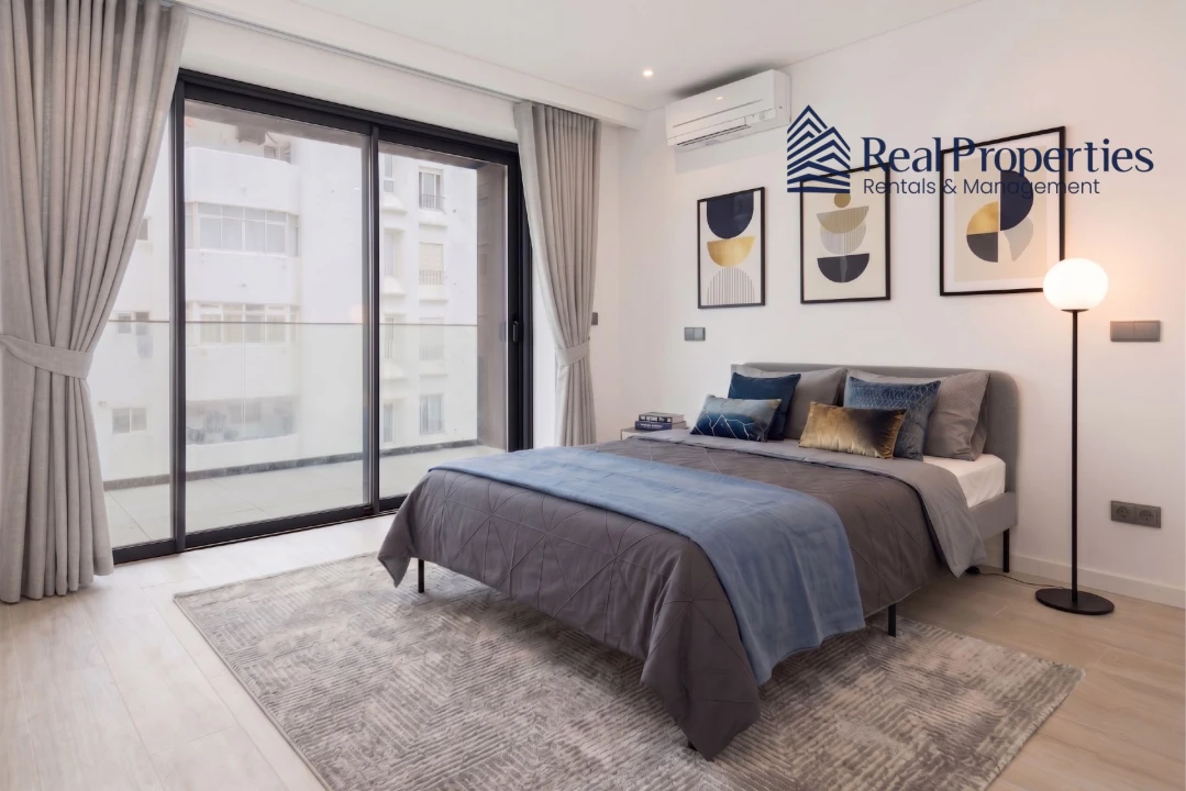 Apartamento T2 para Venda em Quarteira Foto 17