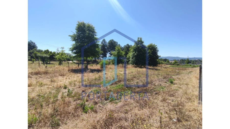 Terreno para Venda em Santa Maria Maior Foto 3