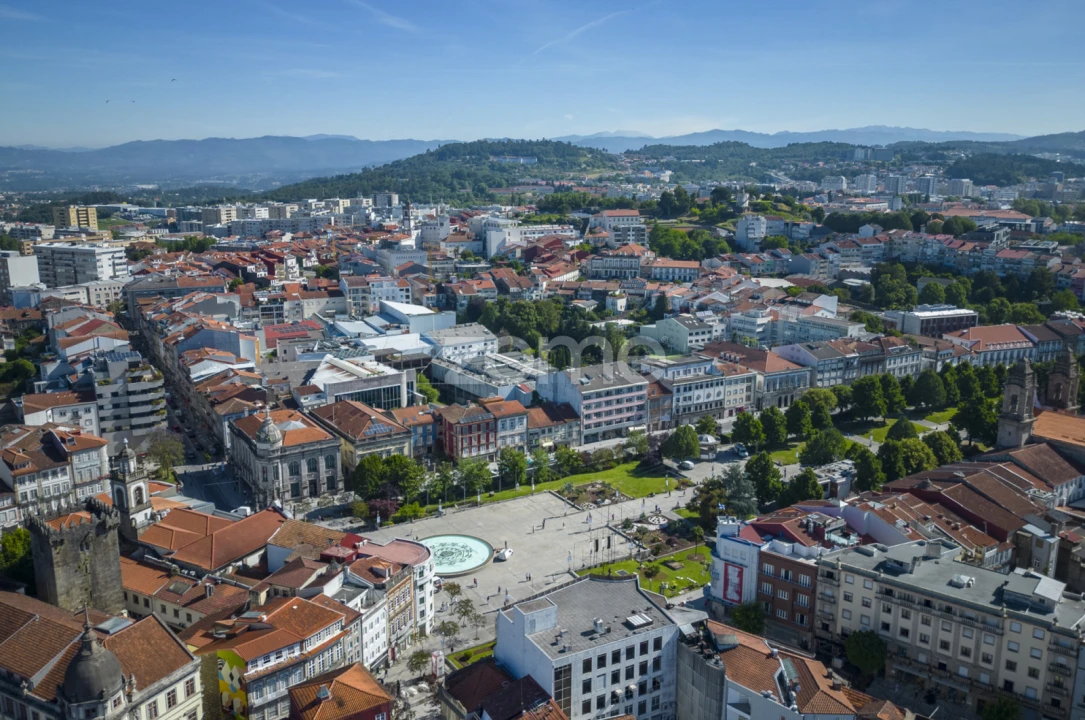 Prédio para Venda em Braga (São José de São Lázaro e São João do Souto) Foto 27