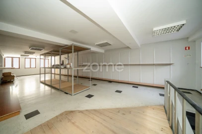 Prédio para Venda em Braga (São José de São Lázaro e São João do Souto)