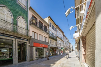 Prédio para Venda em Braga (São José de São Lázaro e São João do Souto)