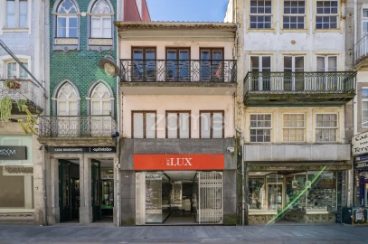 Prédio para Venda em Braga (São José de São Lázaro e São João do Souto)