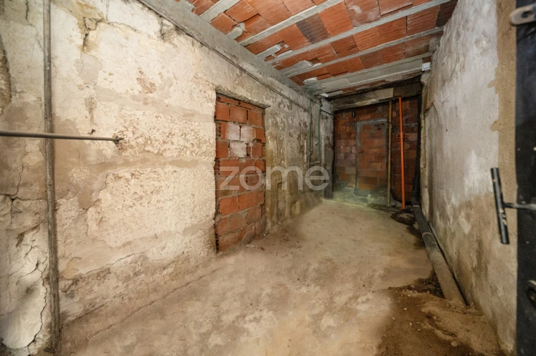 Prédio para Venda em Braga (São José de São Lázaro e São João do Souto) Foto 25