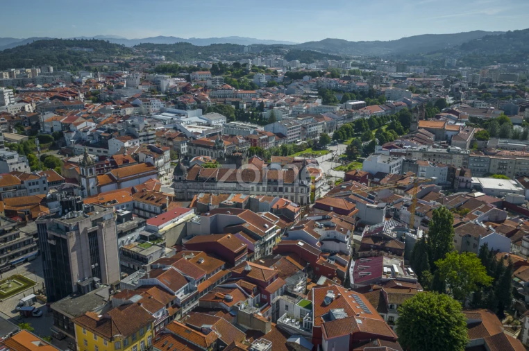 Prédio para Venda em Braga (São José de São Lázaro e São João do Souto) Foto 46