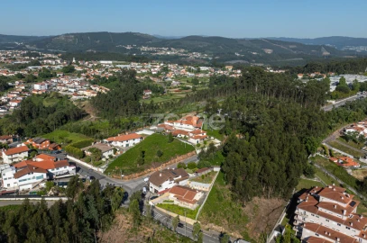 Moradia T4 para Venda em O. Azeméis, Riba-Ul, Ul, Macinhata Seixa, Madail