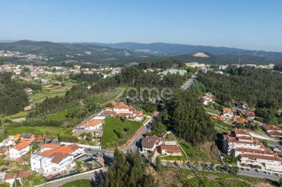 Moradia T4 para Venda em O. Azeméis, Riba-Ul, Ul, Macinhata Seixa, Madail