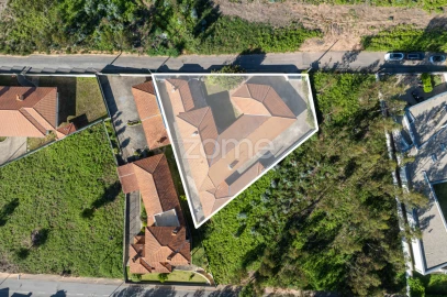 Moradia T4 para Venda em O. Azeméis, Riba-Ul, Ul, Macinhata Seixa, Madail