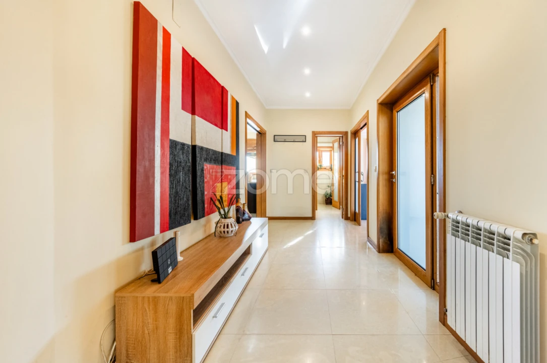 Moradia T4 para Venda em O. Azeméis, Riba-Ul, Ul, Macinhata Seixa, Madail Foto 18