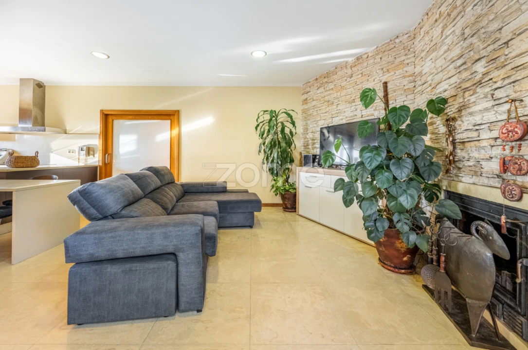 Moradia T4 para Venda em O. Azeméis, Riba-Ul, Ul, Macinhata Seixa, Madail Foto 13