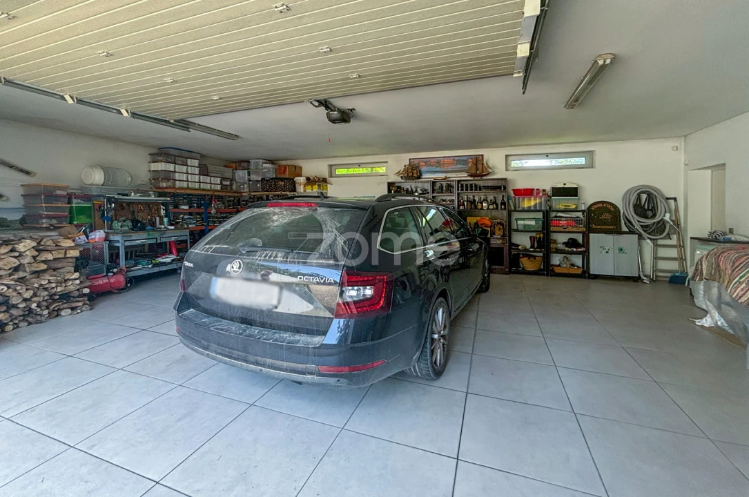 Moradia T4 para Venda em Turiz Foto 58