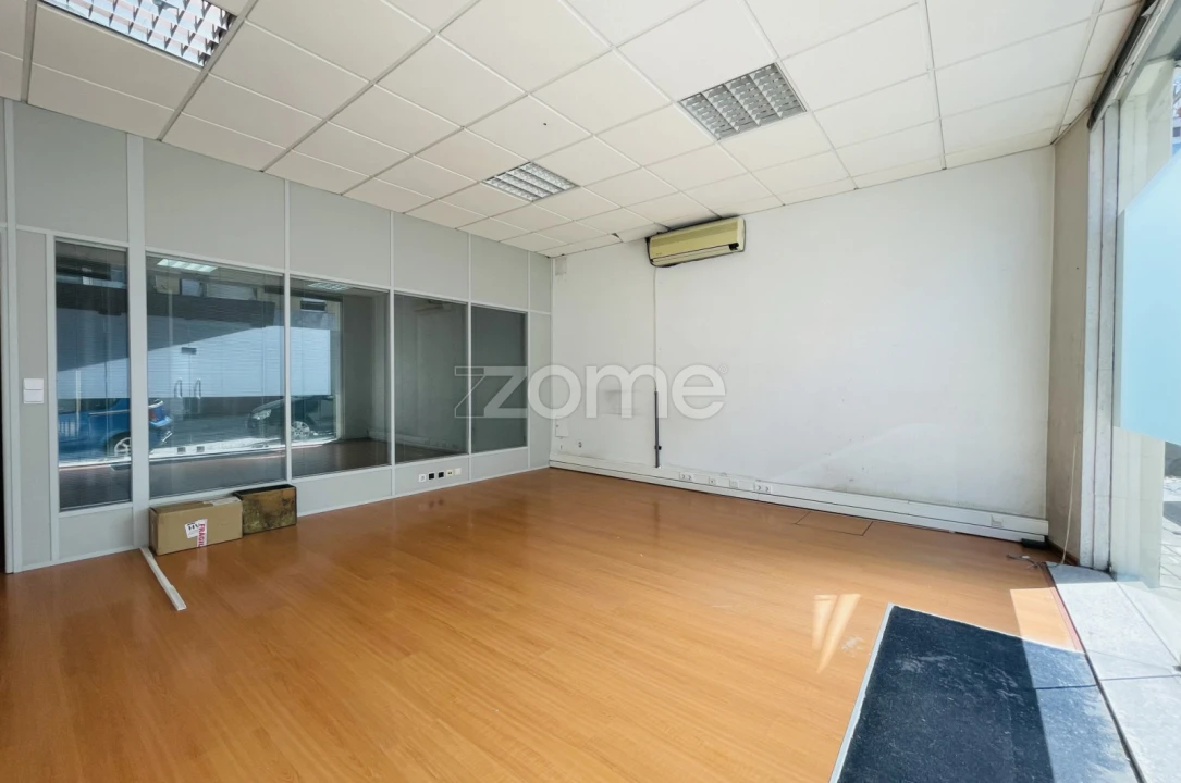 Terreno Comércio / Armazém para Venda em Paranhos Foto 7