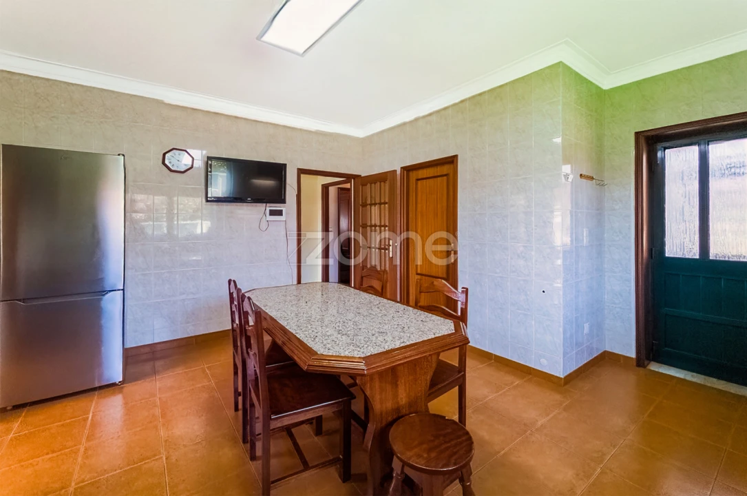 Moradia T3 para Venda em Vila Nova da Telha Foto 23