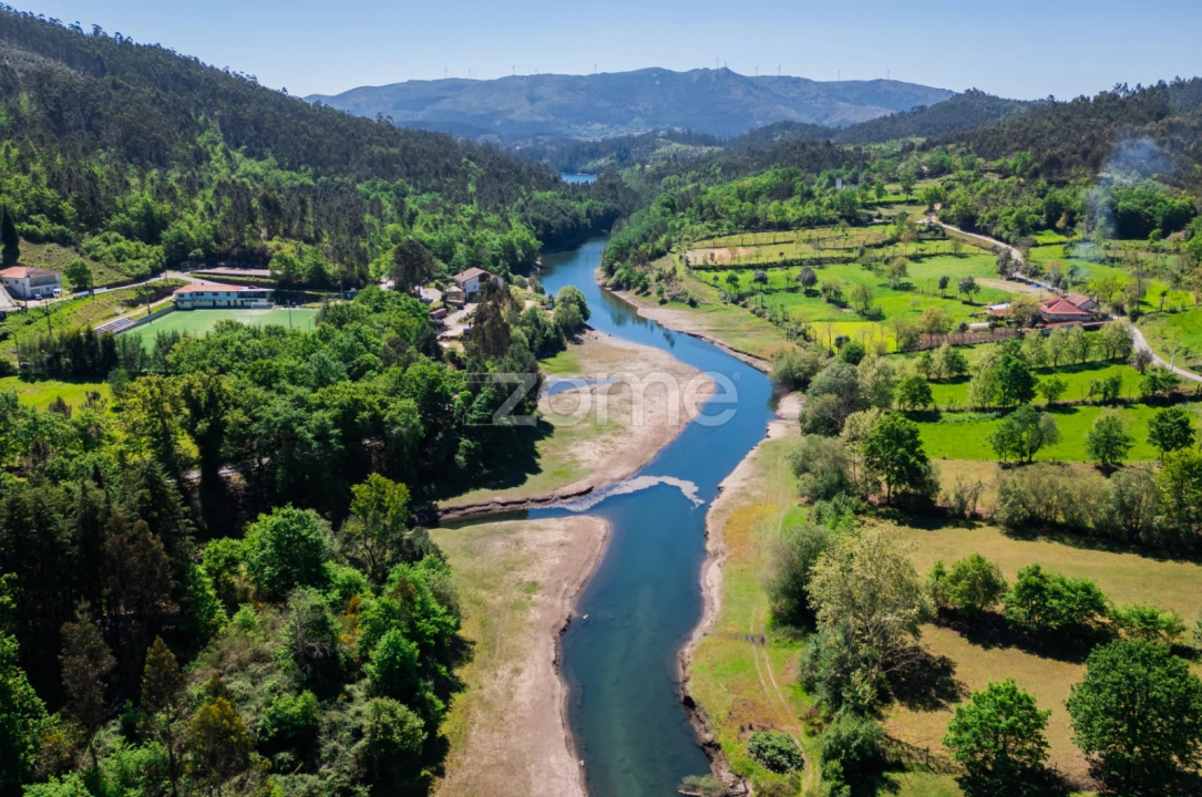 Quinta T16 para Venda em Mosteiro Foto 52