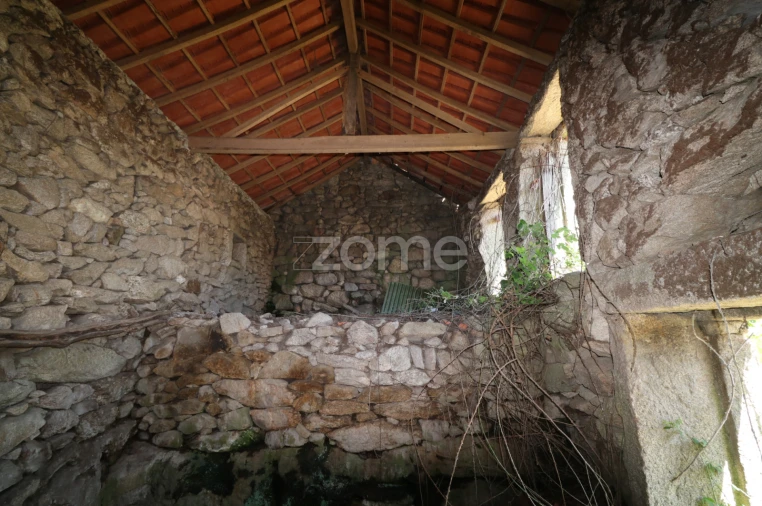 Moradia T3 para Venda em Cabreiro Foto 6