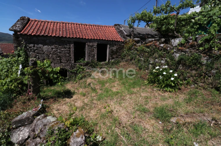 Moradia T3 para Venda em Cabreiro Foto 11