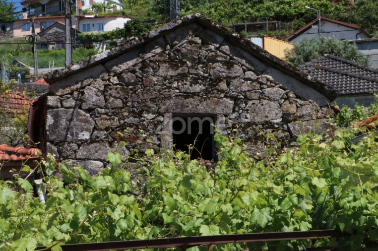 Moradia T3 para Venda em Cabreiro Foto 13