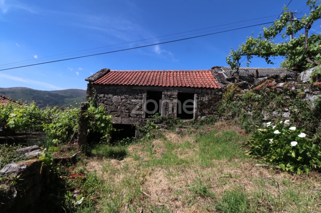 Moradia T3 para Venda em Cabreiro Foto 5