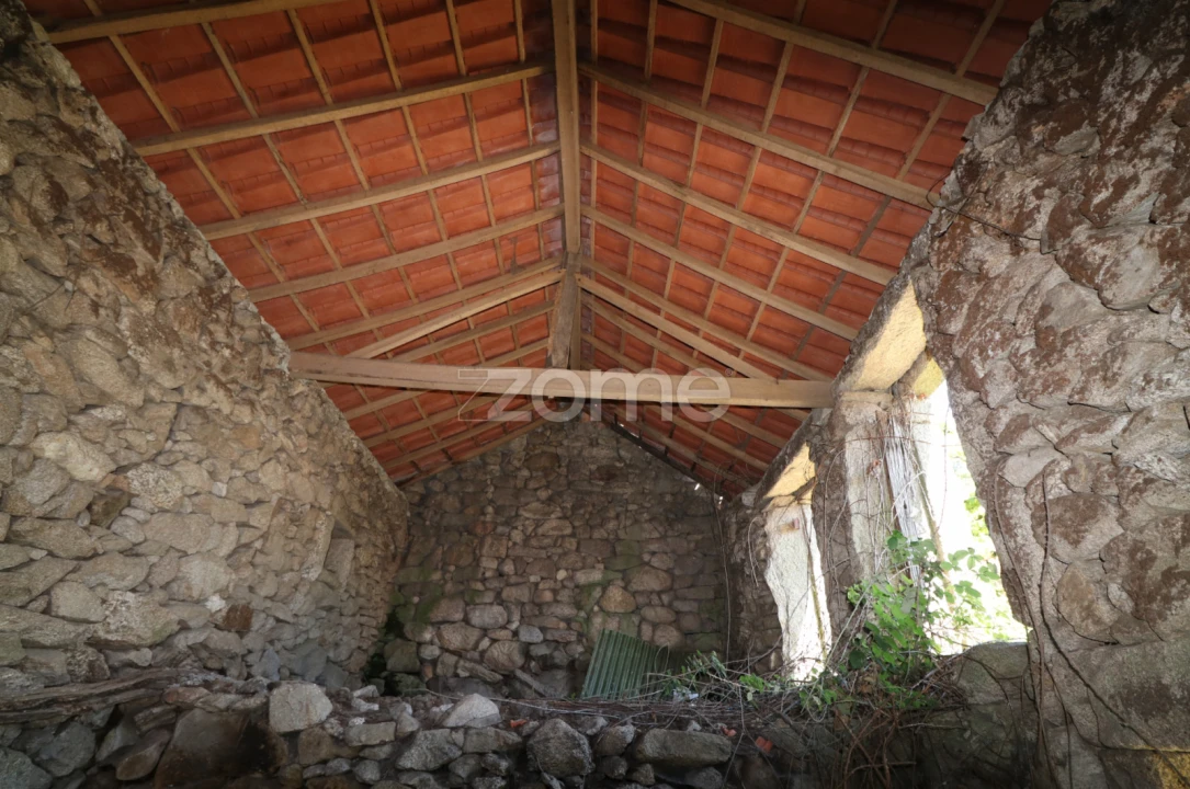 Moradia T3 para Venda em Cabreiro Foto 6