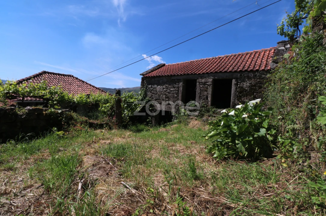 Moradia T3 para Venda em Cabreiro Foto 10