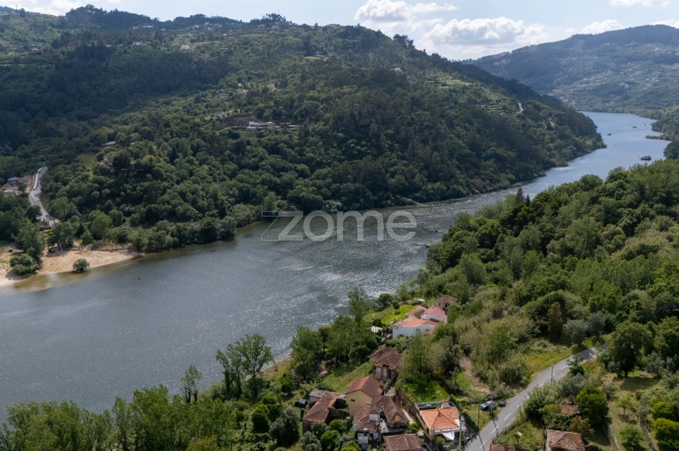 Moradia T15 para Venda em Marco Foto 22