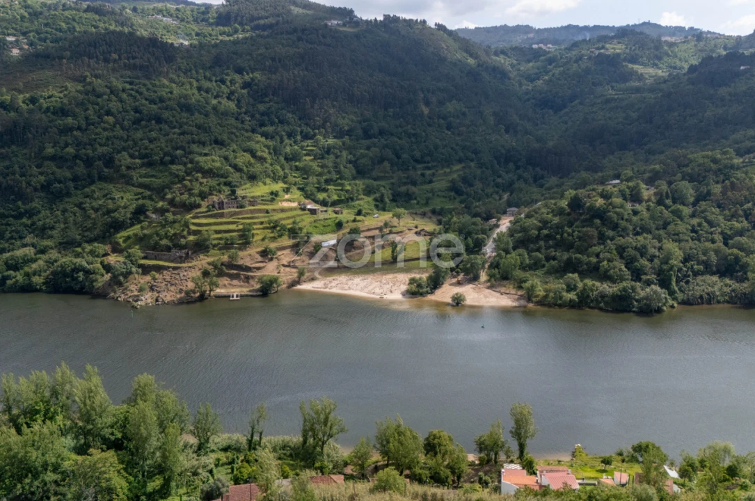 Moradia T15 para Venda em Marco Foto 20