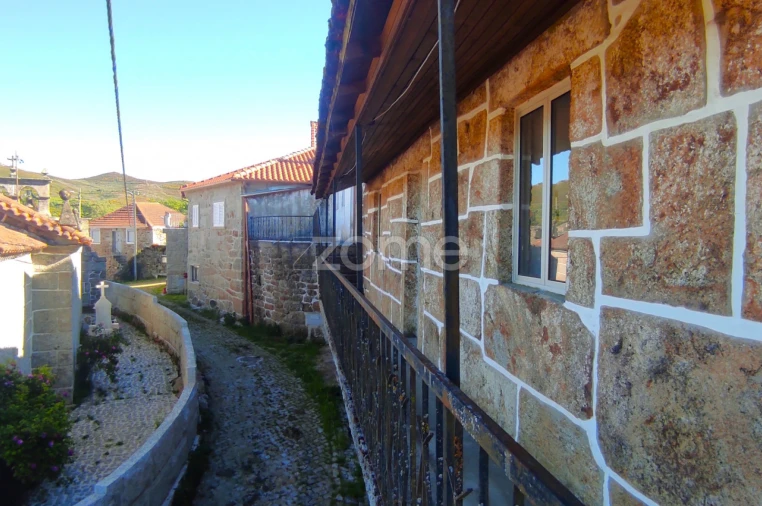 Moradia T3 para Venda em Paradela, Contim e Fiães Foto 4