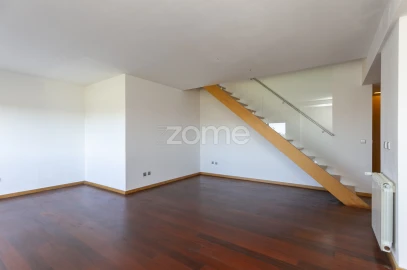 Apartamento T4 para Venda em São Mamede de Infesta e Senhora da Hora