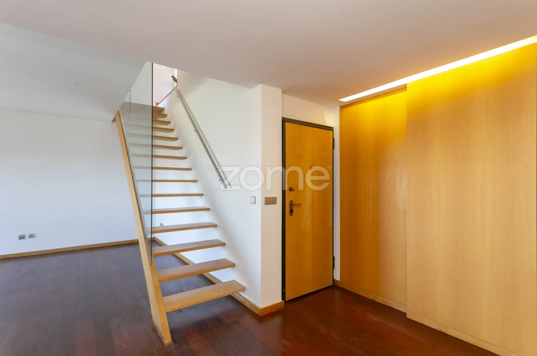 Apartamento T4 para Venda em São Mamede de Infesta e Senhora da Hora Foto 24