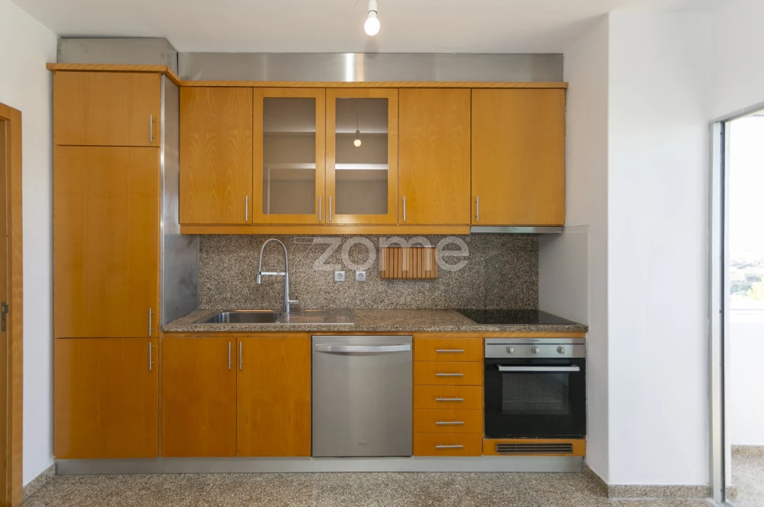 Apartamento T4 para Venda em São Mamede de Infesta e Senhora da Hora Foto 11