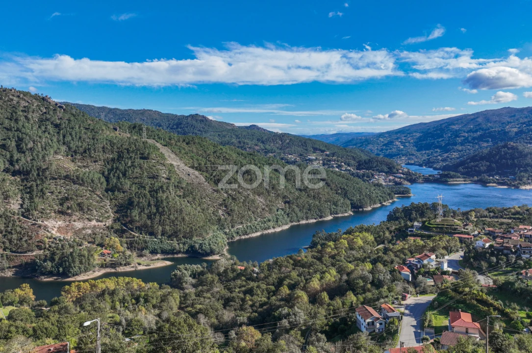 Terreno para Venda em Rio Caldo Foto 1