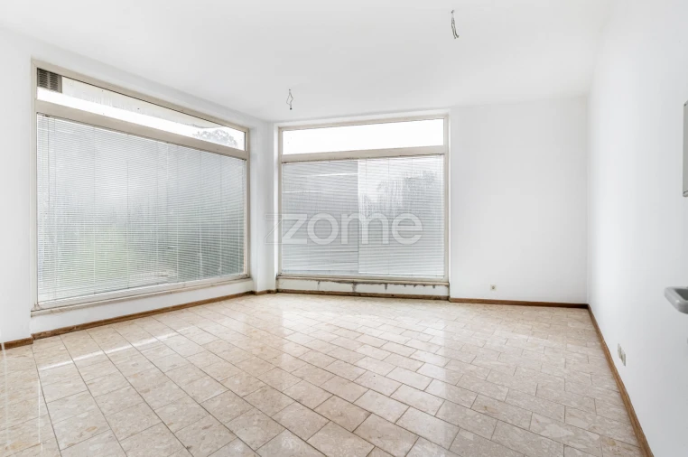 Negócio para Venda em Sobreira Foto 16