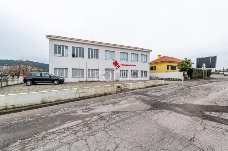 Negócio para Venda em Sobreira Foto 22