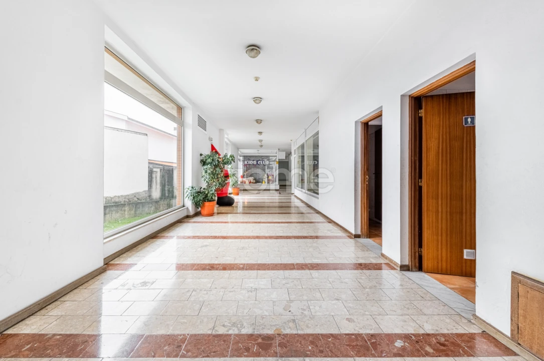 Negócio para Venda em Sobreira Foto 11