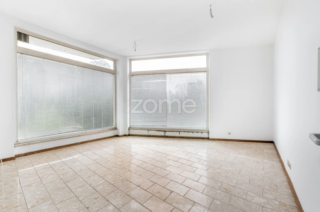 Negócio para Venda em Sobreira Foto 16