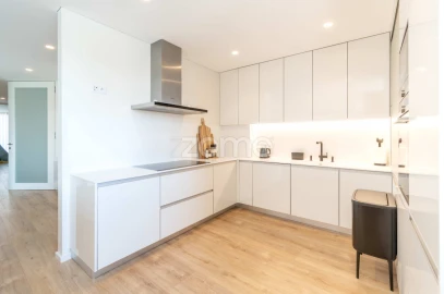 Apartamento T4 para Venda em Matosinhos e Leça da Palmeira