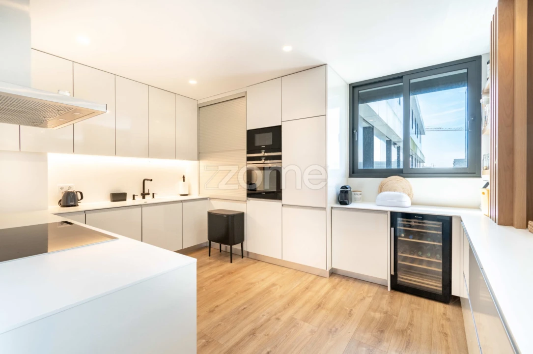 Apartamento T4 para Venda em Matosinhos e Leça da Palmeira Foto 5