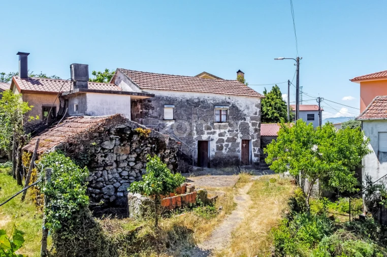 Moradia T1 para Venda em Campelo e Ovil Foto 20