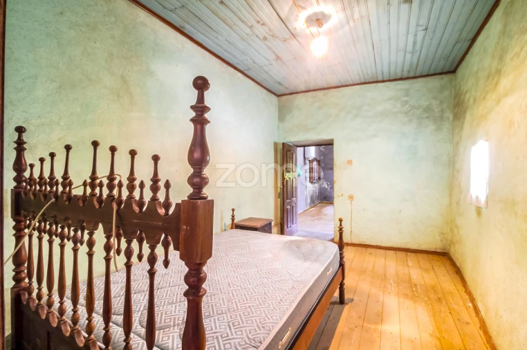 Moradia T1 para Venda em Campelo e Ovil Foto 34