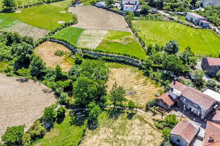 Moradia T1 para Venda em Campelo e Ovil Foto 12