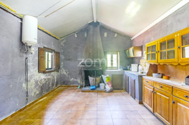 Moradia T1 para Venda em Campelo e Ovil Foto 31