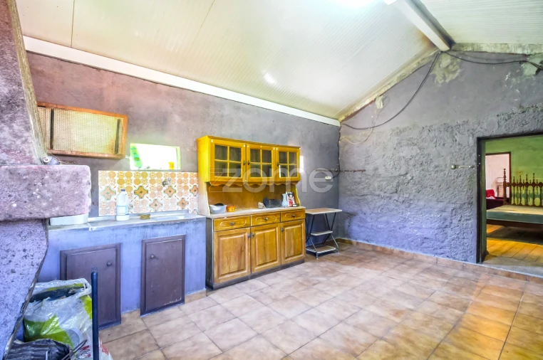 Moradia T1 para Venda em Campelo e Ovil Foto 32