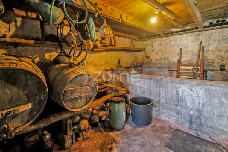 Moradia T1 para Venda em Campelo e Ovil Foto 26