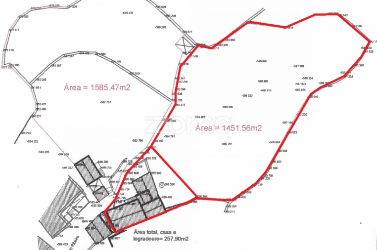 Moradia T1 para Venda em Campelo e Ovil Foto 42