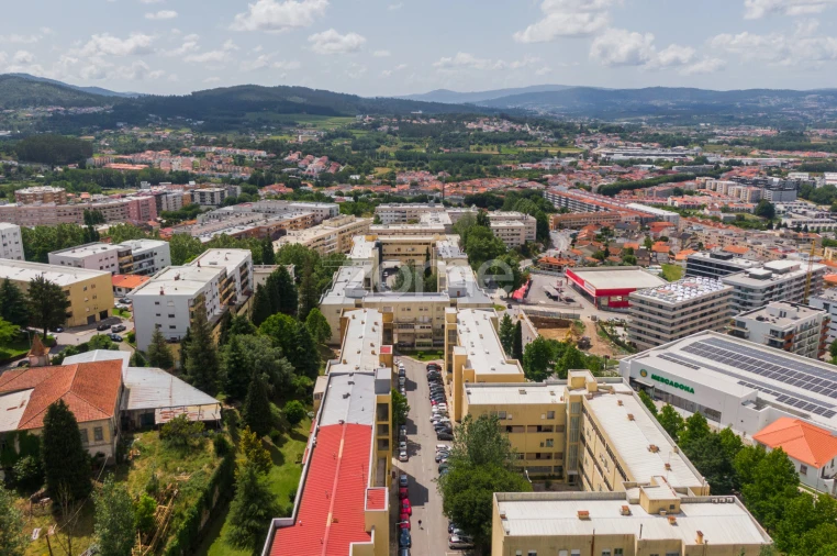Apartamento T3 para Venda em Braga (Maximinos, Sé e Cividade) Foto 19