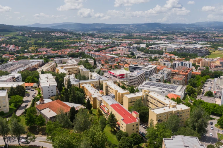 Apartamento T3 para Venda em Braga (Maximinos, Sé e Cividade) Foto 20