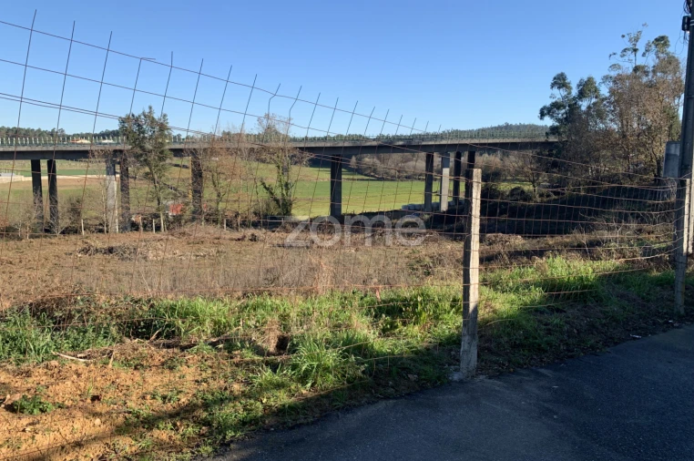 Terreno para Venda em Pousa Foto 10
