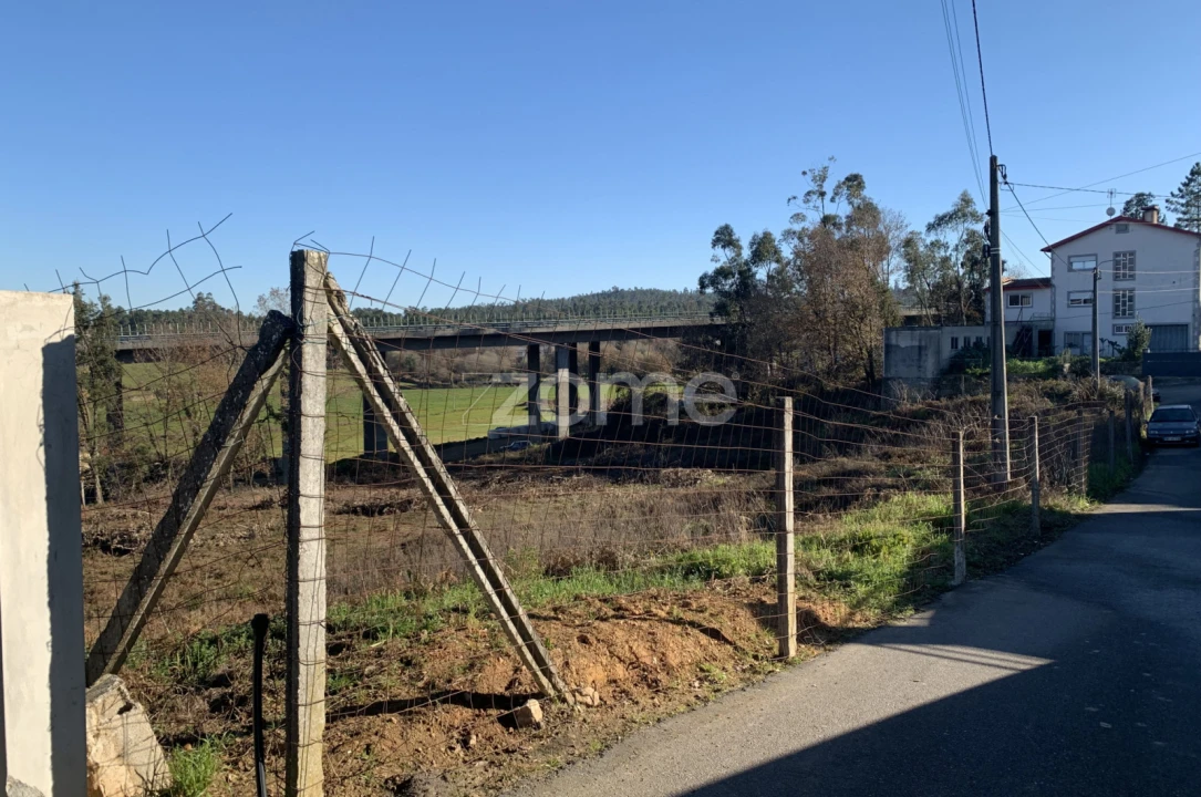 Terreno para Venda em Pousa Foto 3