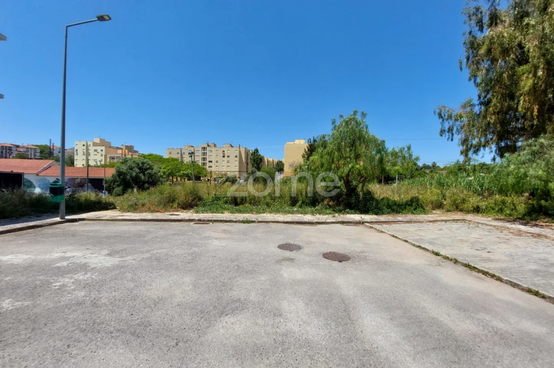 Terreno para Venda em Camarate, Unhos e Apelação Foto 15