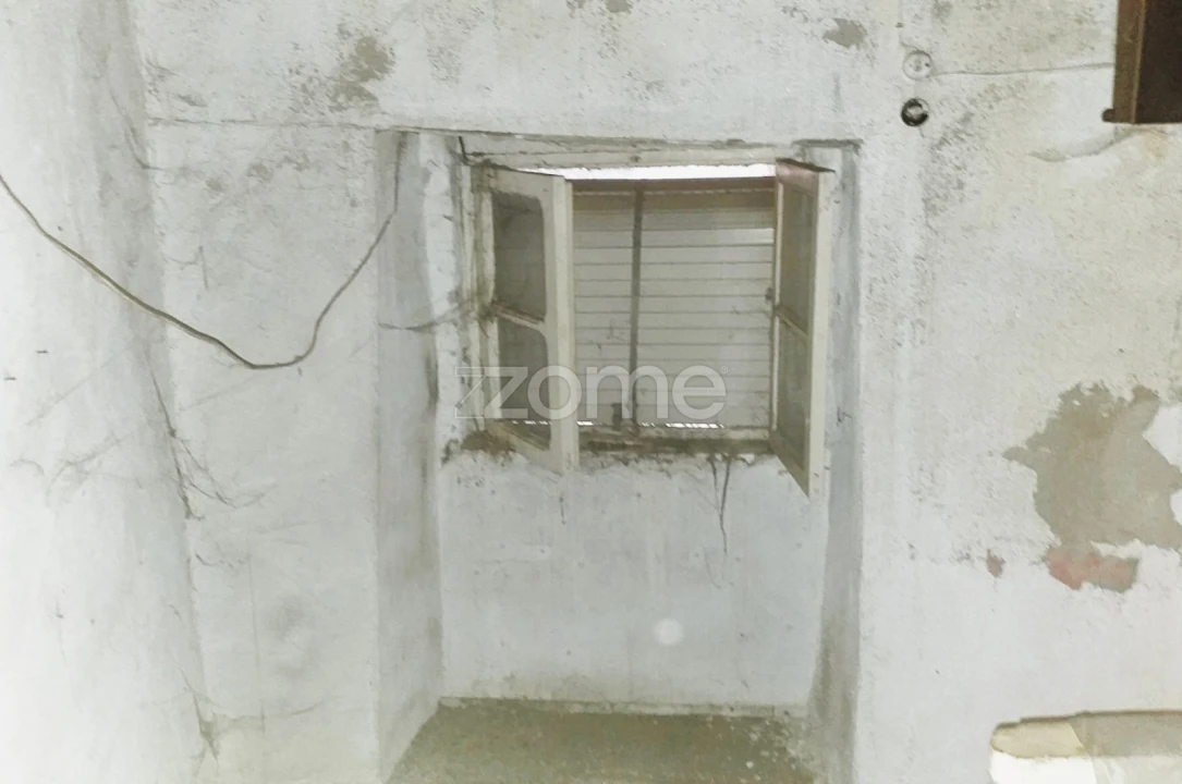 Moradia T2 para Venda em Orjais Foto 4